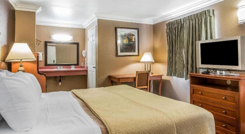 Rodeway Inn Ventura Exteriér fotografie